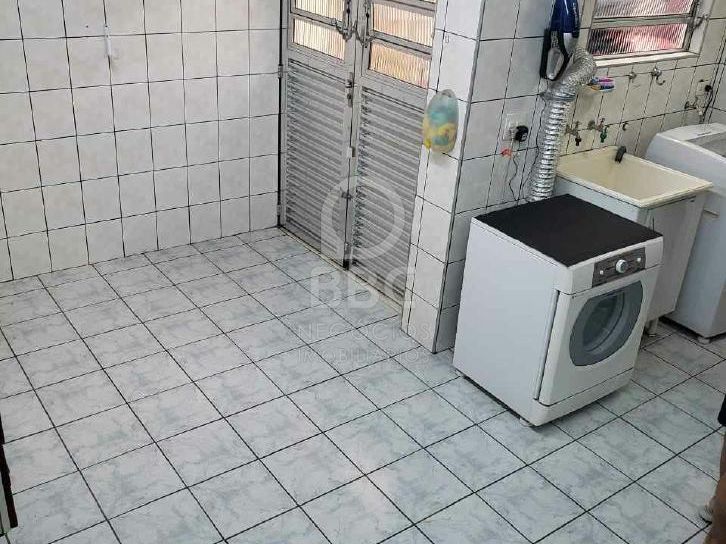 Sobrado à venda com 3 quartos, 210m² - Foto 11