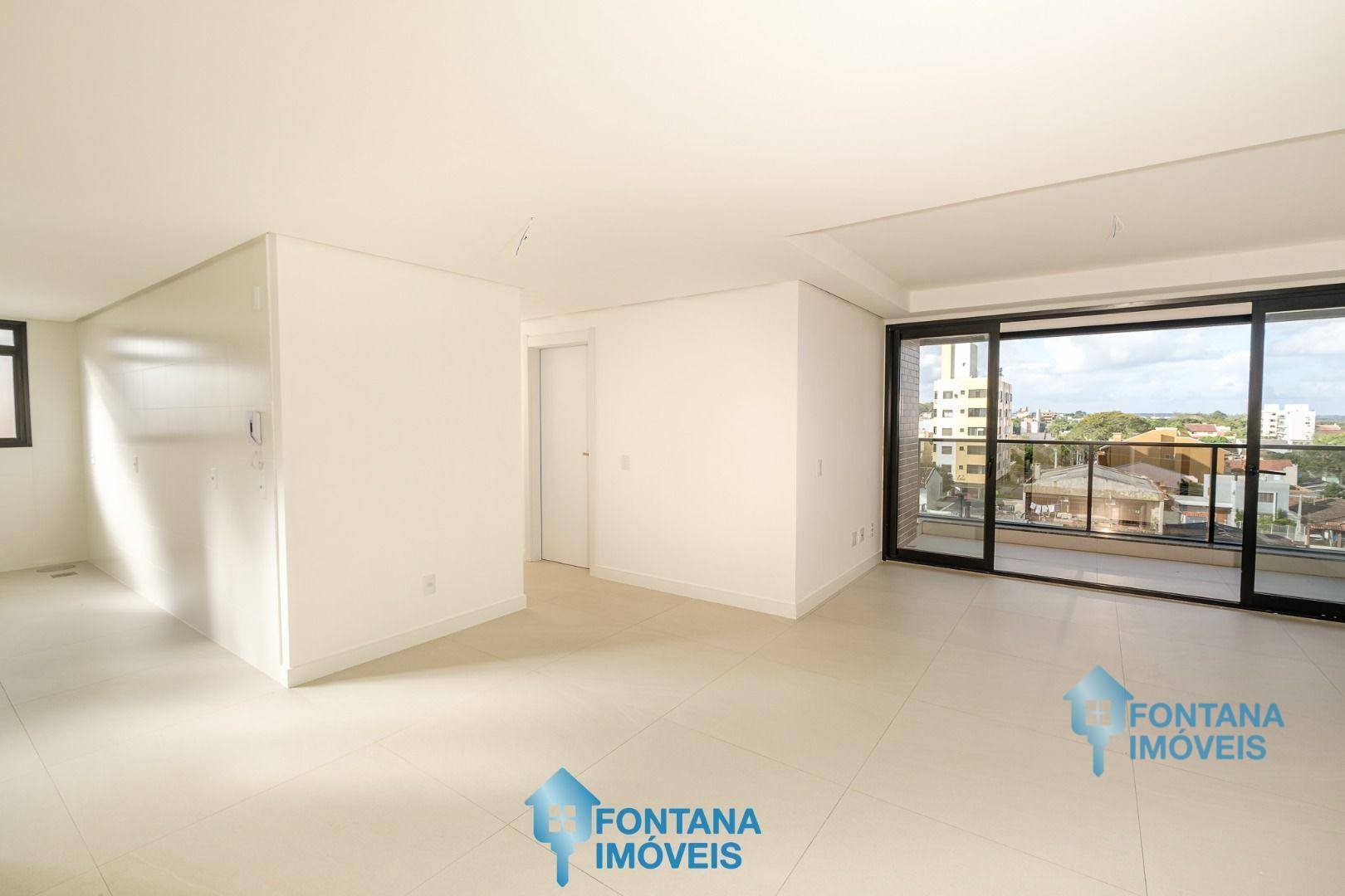 Apartamento à venda com 3 quartos, 95m² - Foto 2