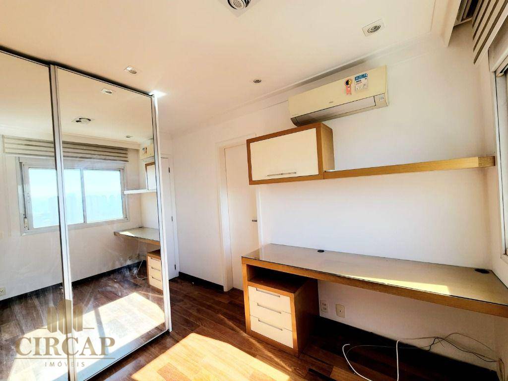 Apartamento à venda e aluguel com 3 quartos, 135m² - Foto 15