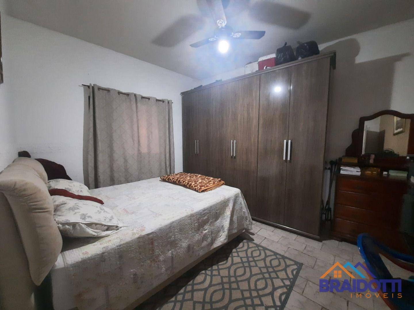 Casa à venda com 6 quartos, 300m² - Foto 36