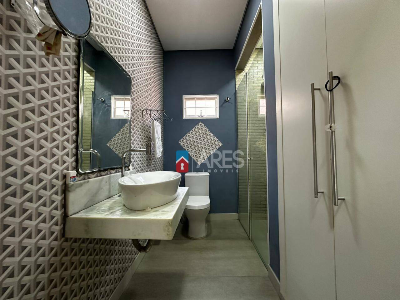 Casa à venda com 4 quartos, 220m² - Foto 20