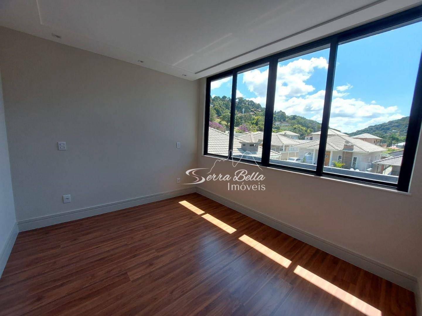 Casa de Condomínio à venda com 4 quartos, 400m² - Foto 15