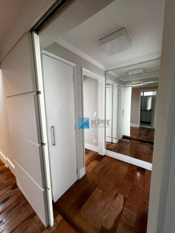 Apartamento à venda com 3 quartos, 130m² - Foto 25