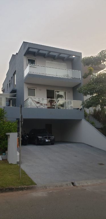 Casa de Condomínio à venda com 4 quartos, 330m² - Foto 2