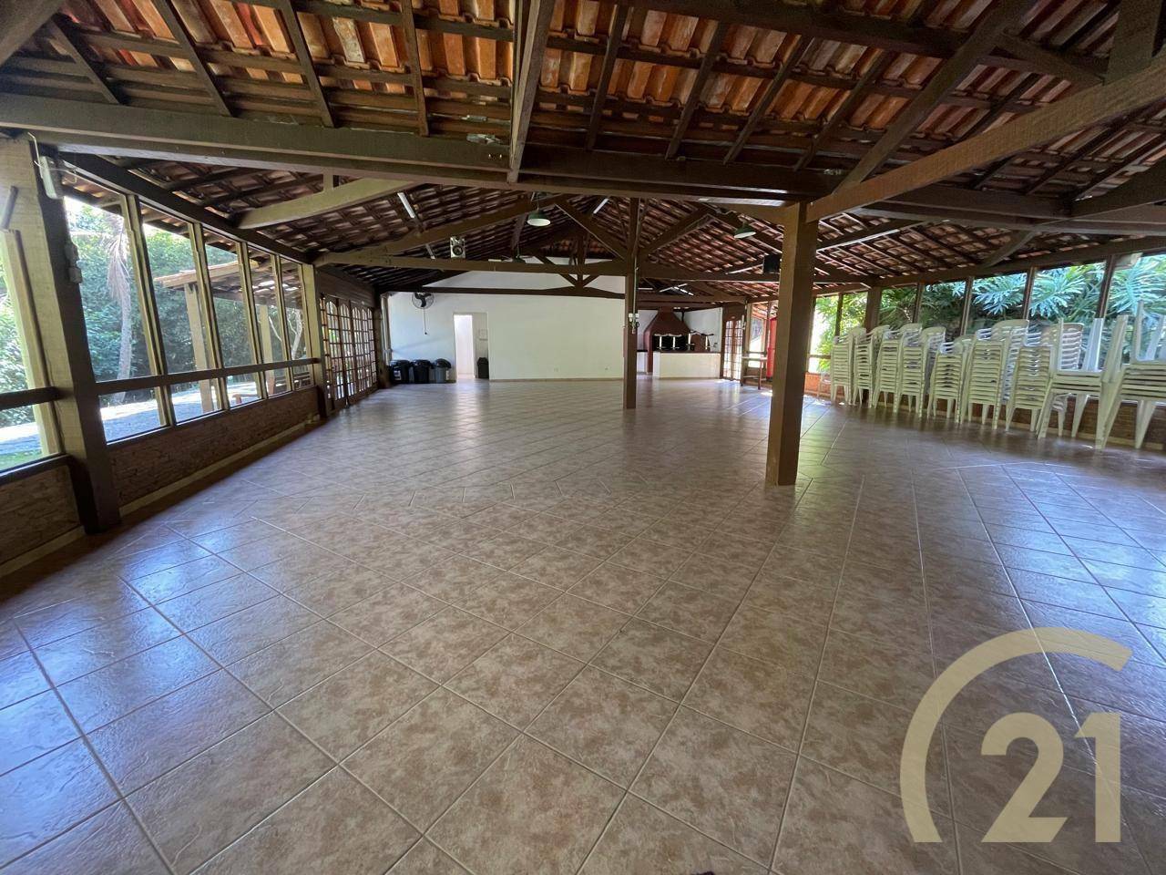 Casa de Condomínio para alugar com 5 quartos, 261m² - Foto 42