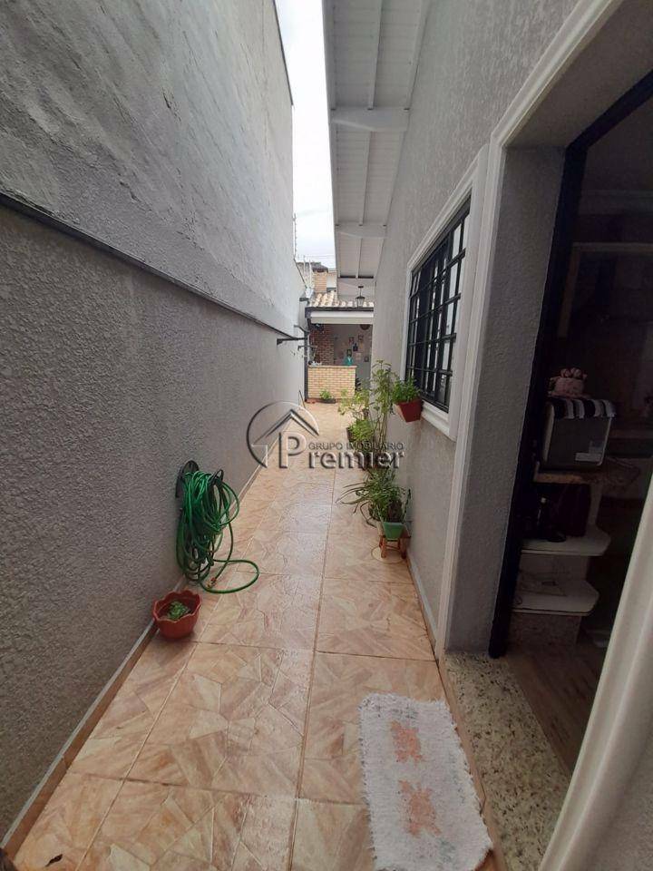 Casa à venda com 3 quartos, 219m² - Foto 41