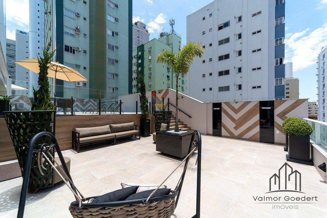 Apartamento à venda com 3 quartos, 137m² - Foto 56