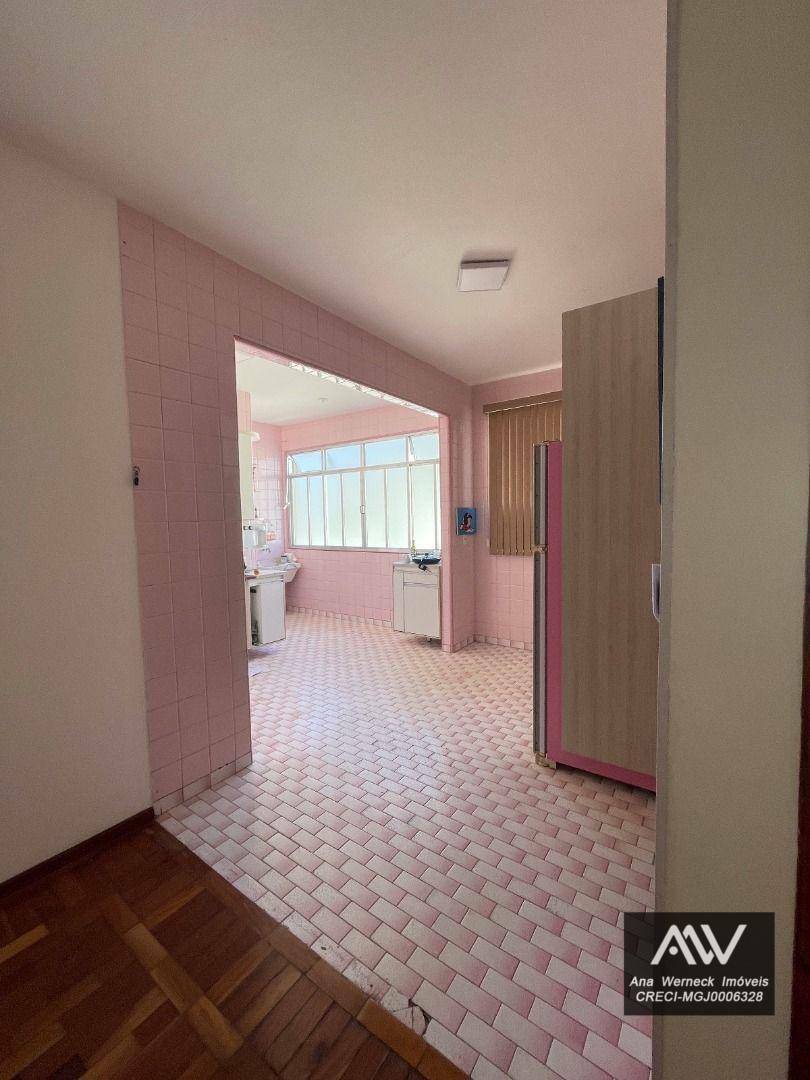 Apartamento à venda com 3 quartos, 100m² - Foto 13