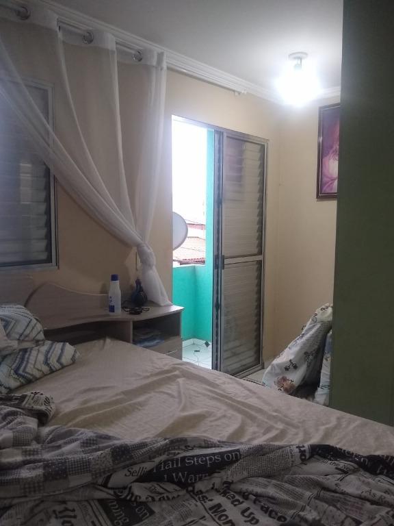 Sobrado à venda com 5 quartos, 200m² - Foto 9