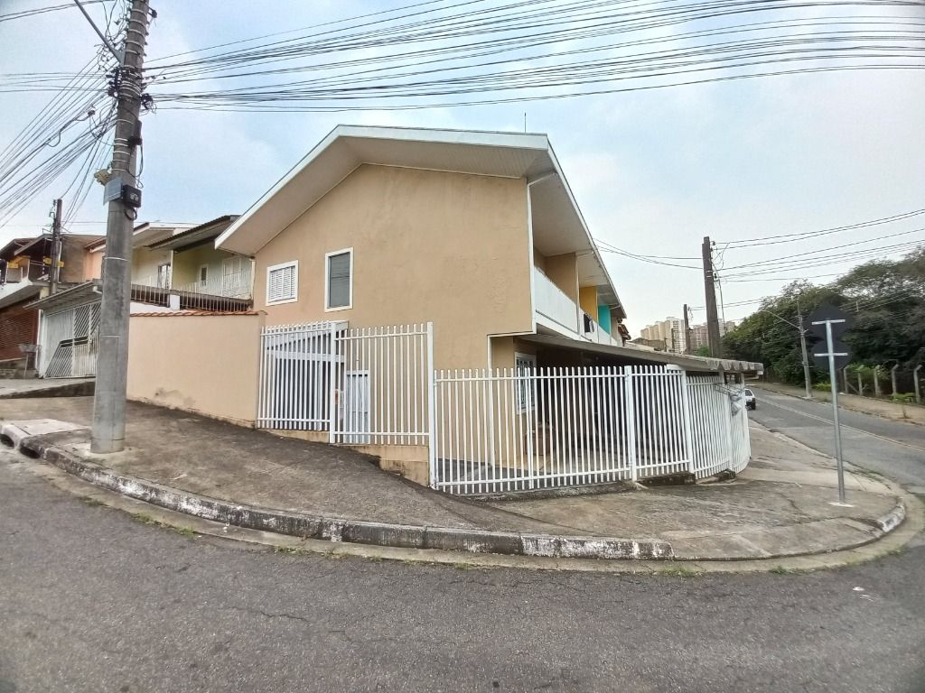 Sobrado à venda com 3 quartos, 92m² - Foto 4