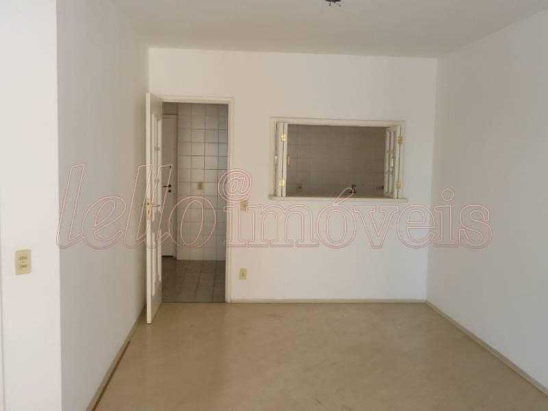 Apartamento para alugar com 3 quartos, 100m² - Foto 2