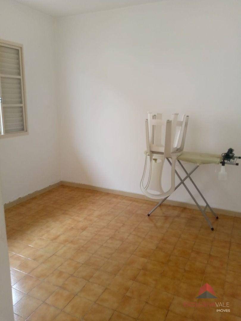 Casa à venda com 4 quartos, 150m² - Foto 11