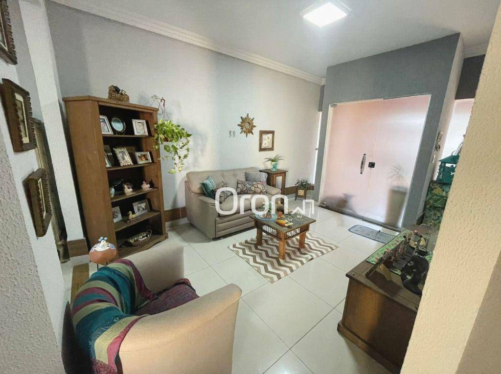 Casa à venda com 3 quartos, 98m² - Foto 3