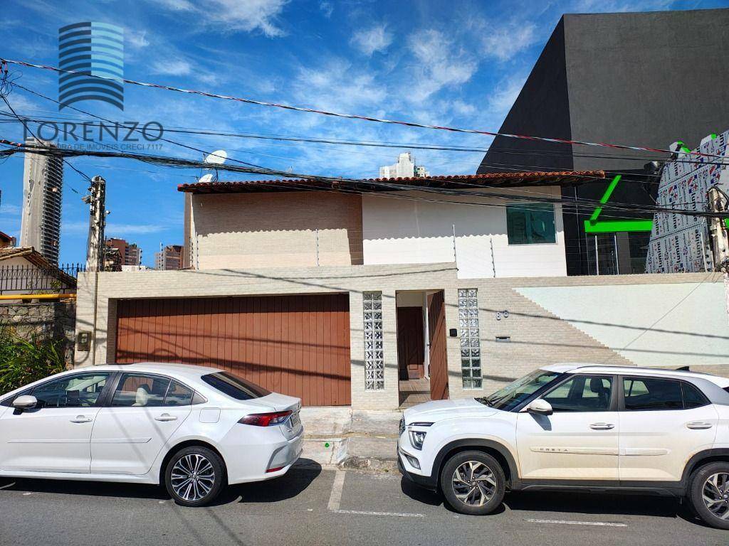 Casa de Condomínio para alugar com 4 quartos, 292m² - Foto 1