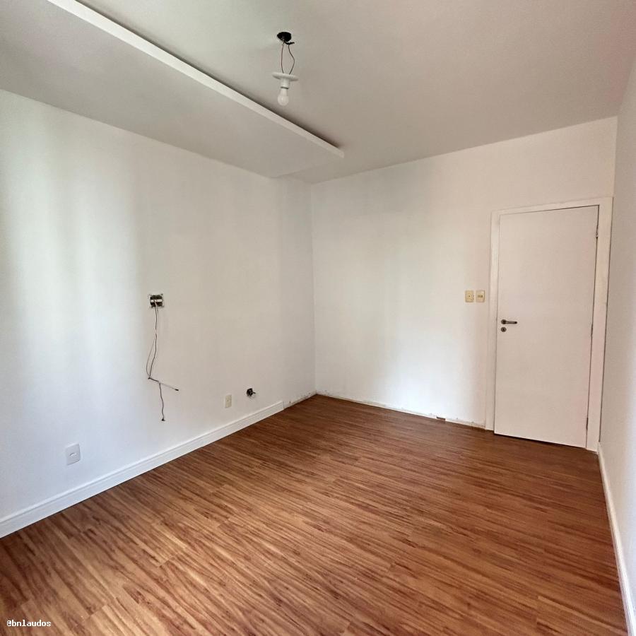 Apartamento à venda com 4 quartos, 250m² - Foto 14