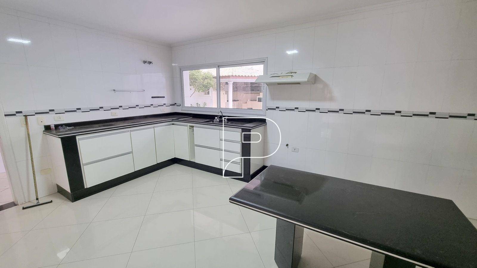 Casa à venda e aluguel com 4 quartos, 520m² - Foto 8