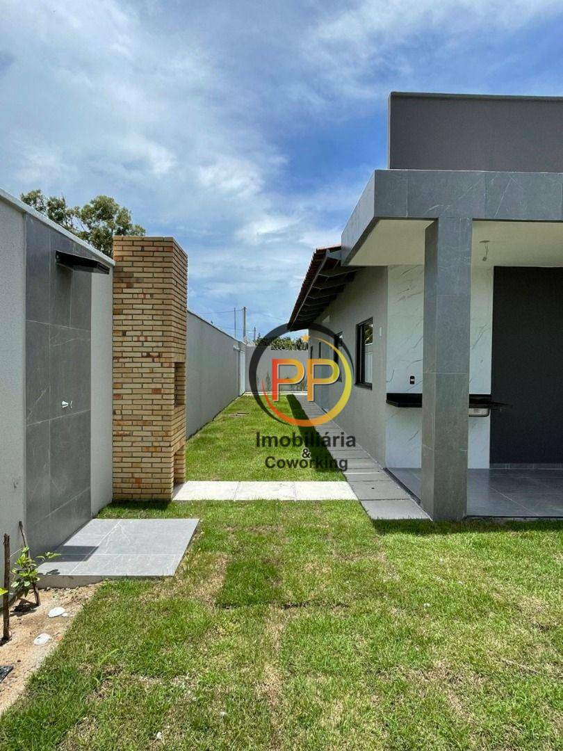 Casa à venda com 3 quartos, 110m² - Foto 2