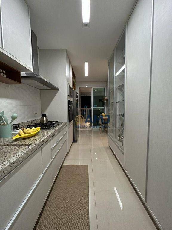 Apartamento à venda com 3 quartos, 160m² - Foto 19