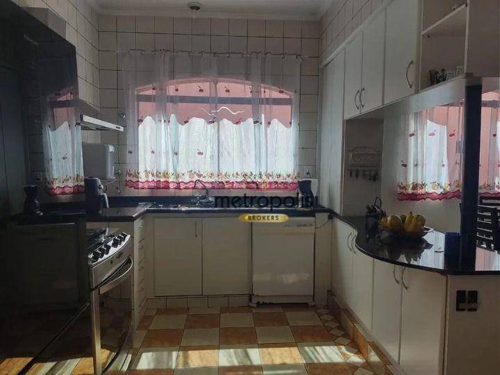 Sobrado à venda com 3 quartos, 315m² - Foto 4