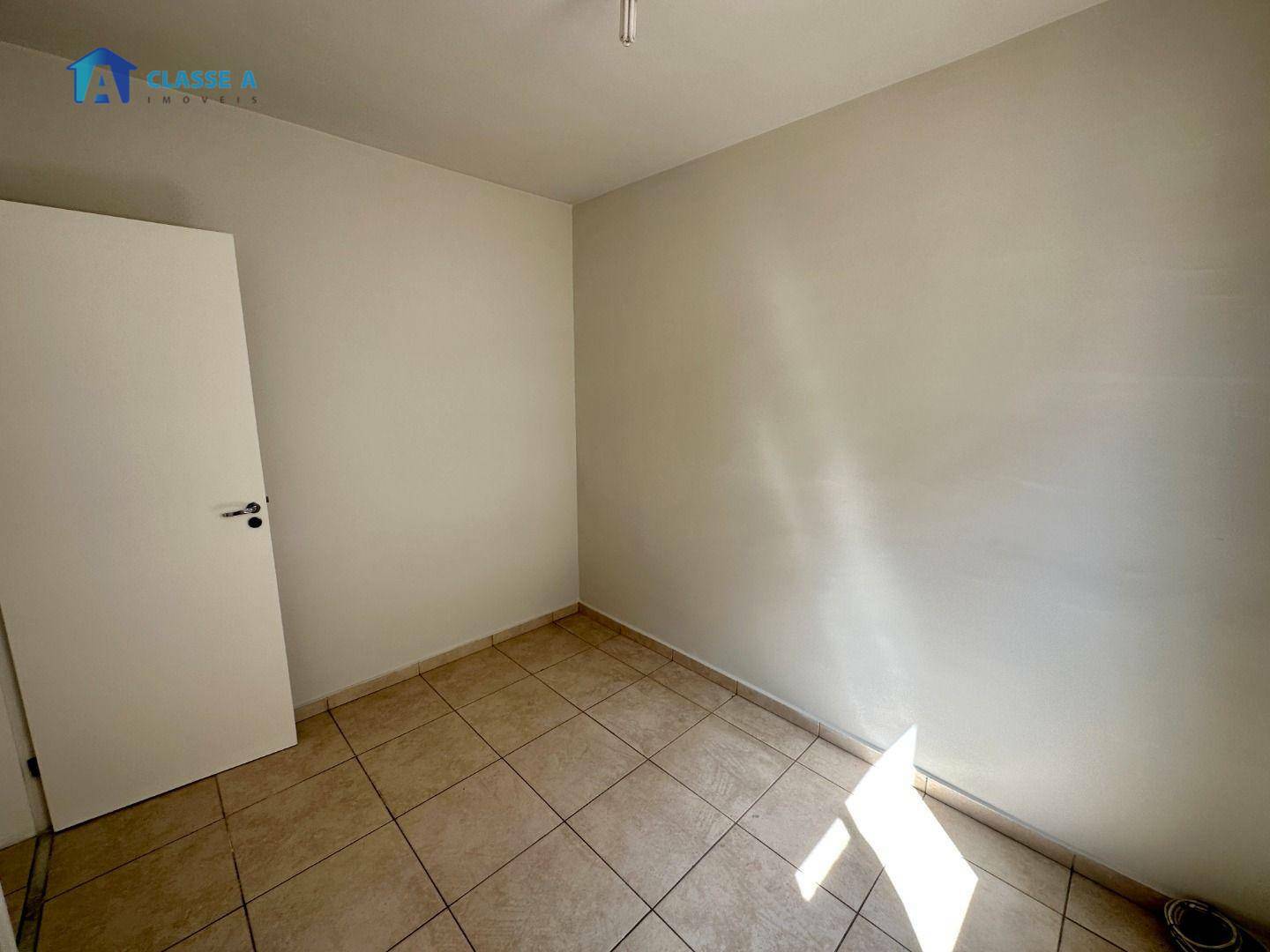 Apartamento à venda com 2 quartos, 43m² - Foto 10