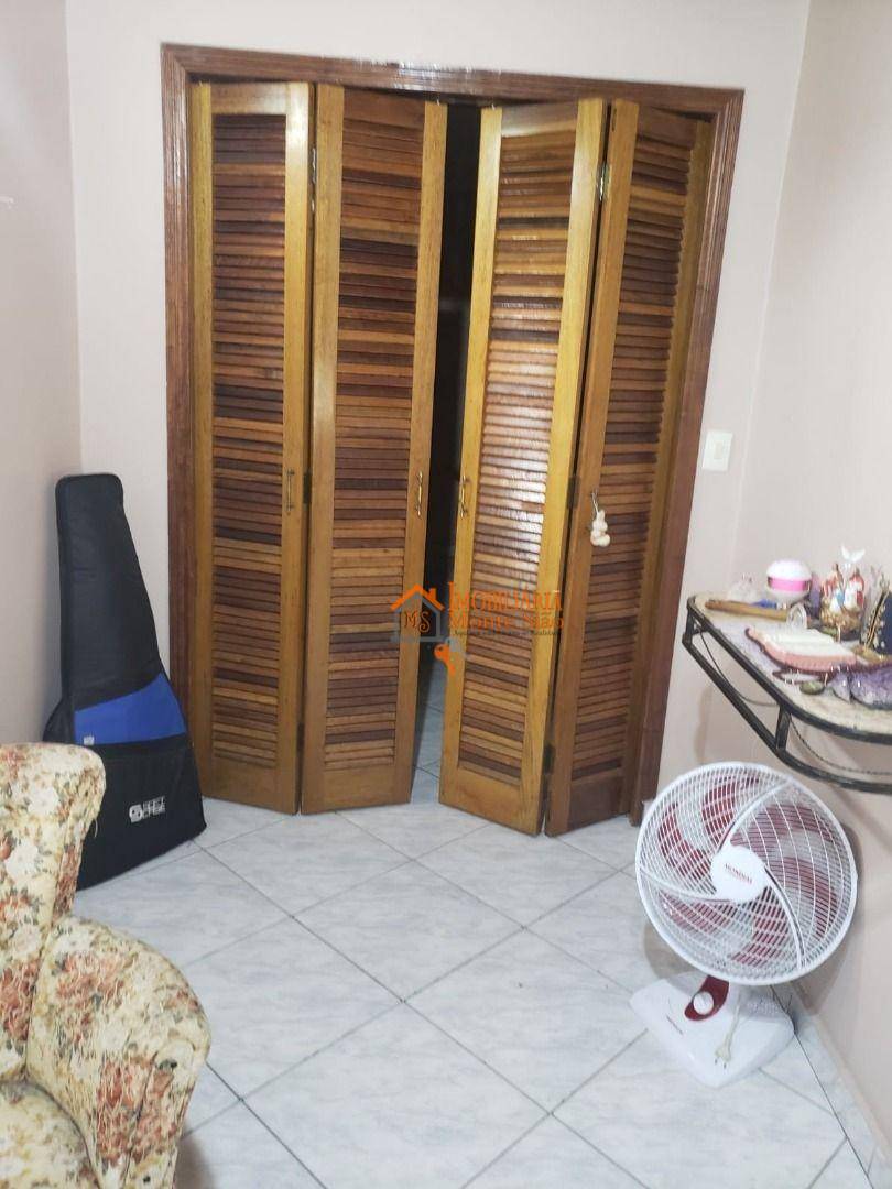 Sobrado à venda com 4 quartos, 142m² - Foto 13