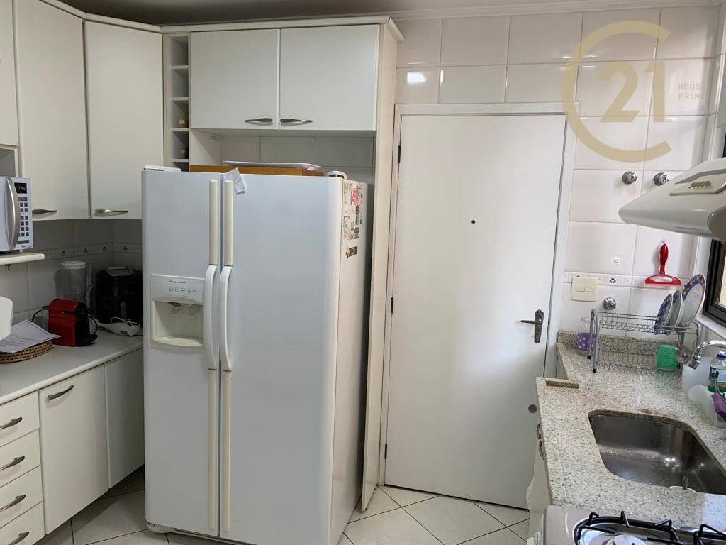 Apartamento à venda com 3 quartos, 118m² - Foto 7