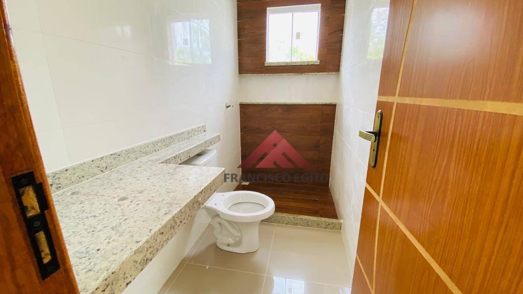 Casa à venda com 2 quartos, 69m² - Foto 12