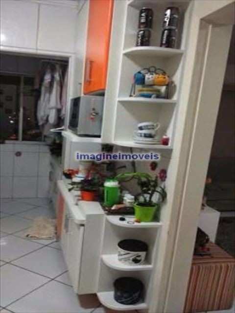 Apartamento à venda com 2 quartos, 60m² - Foto 7