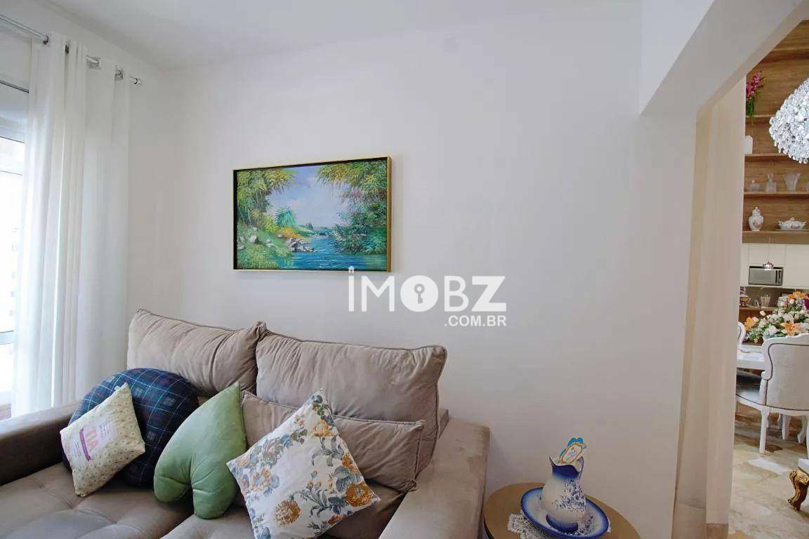 Apartamento à venda com 3 quartos, 168m² - Foto 7