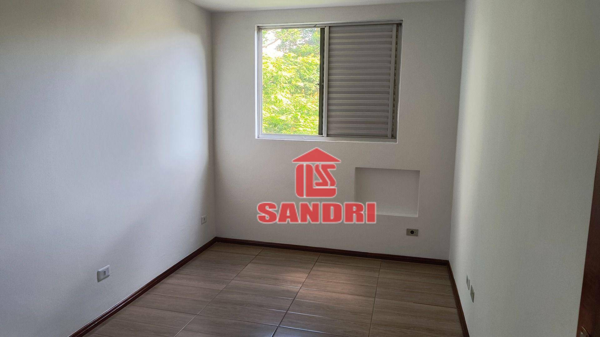 Apartamento para alugar com 3 quartos, 97m² - Foto 12