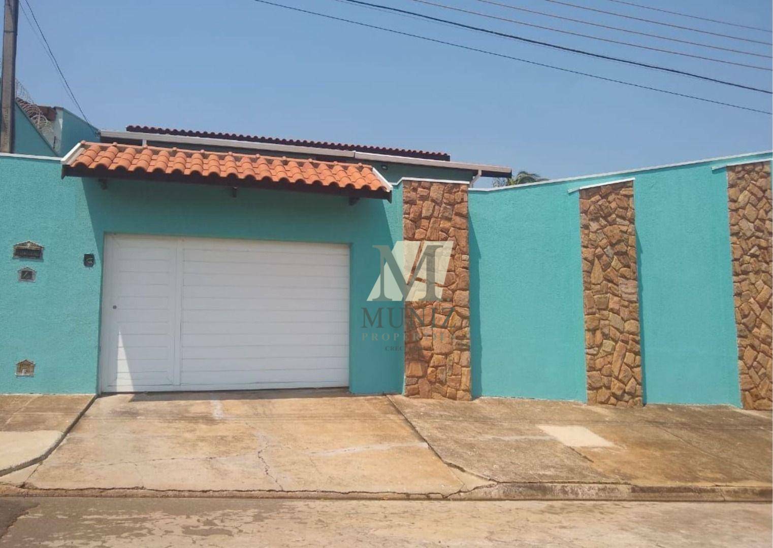 Casa à venda com 3 quartos, 190m² - Foto 1