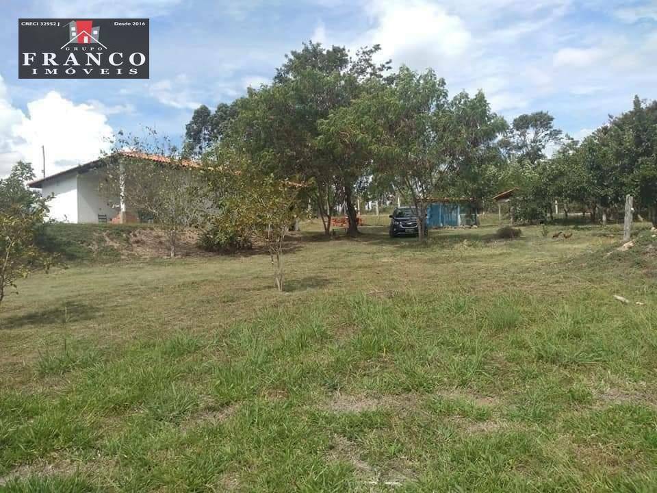 Chácara à venda com 2 quartos, 70m² - Foto 13