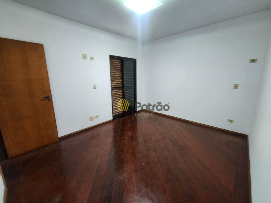 Apartamento à venda com 3 quartos, 150m² - Foto 31