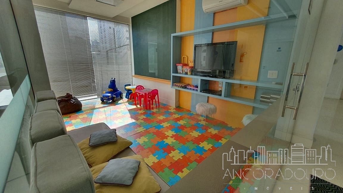 Apartamento à venda com 3 quartos, 130m² - Foto 33