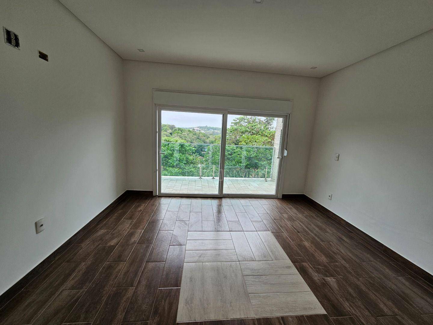 Casa de Condomínio à venda com 4 quartos, 750m² - Foto 17