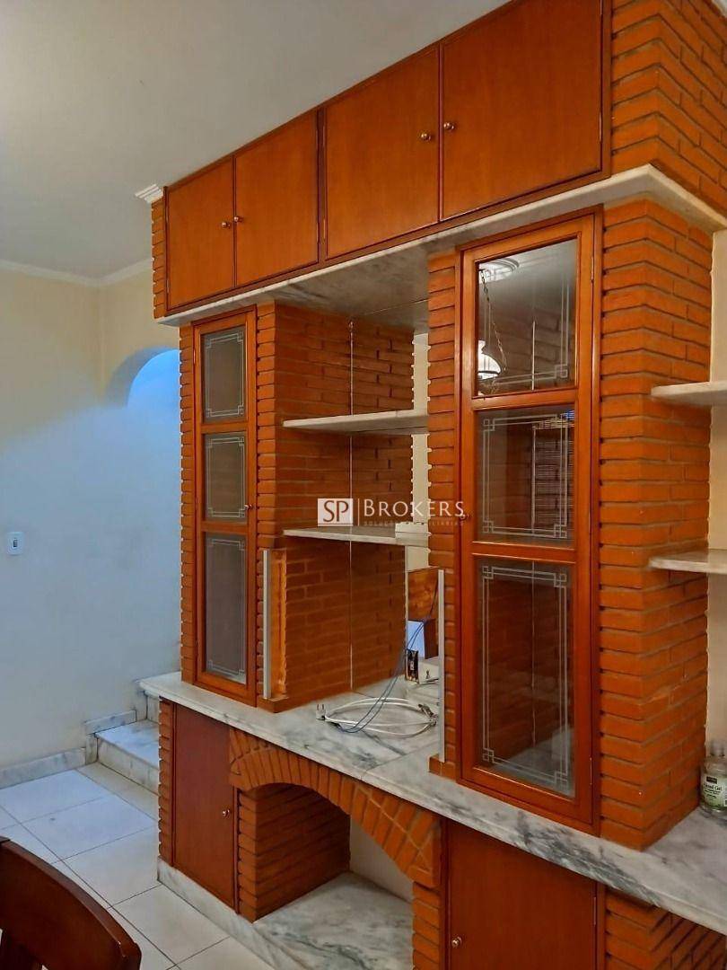 Sobrado à venda e aluguel com 4 quartos, 233m² - Foto 34