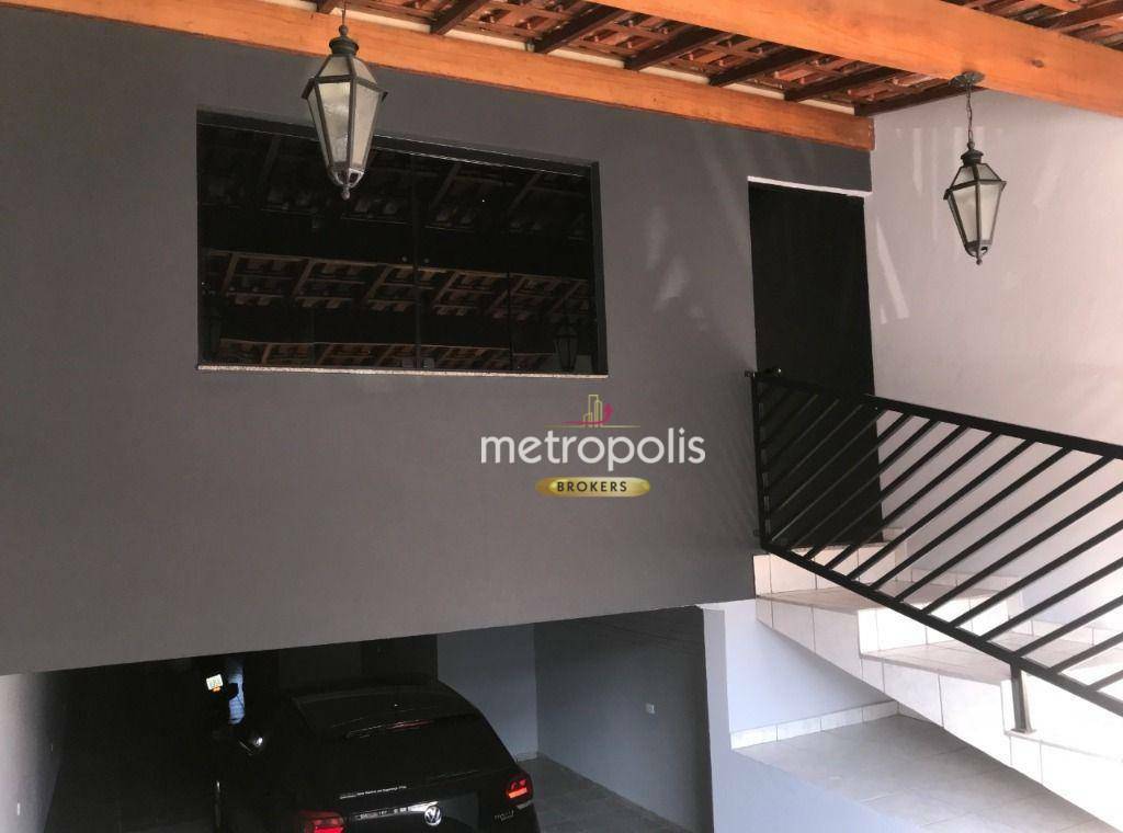 Casa à venda com 3 quartos, 210m² - Foto 3