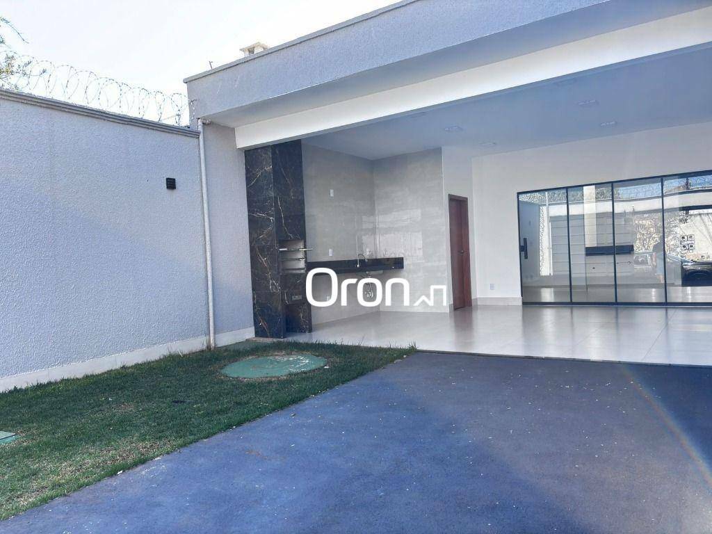Casa à venda com 3 quartos, 132m² - Foto 2