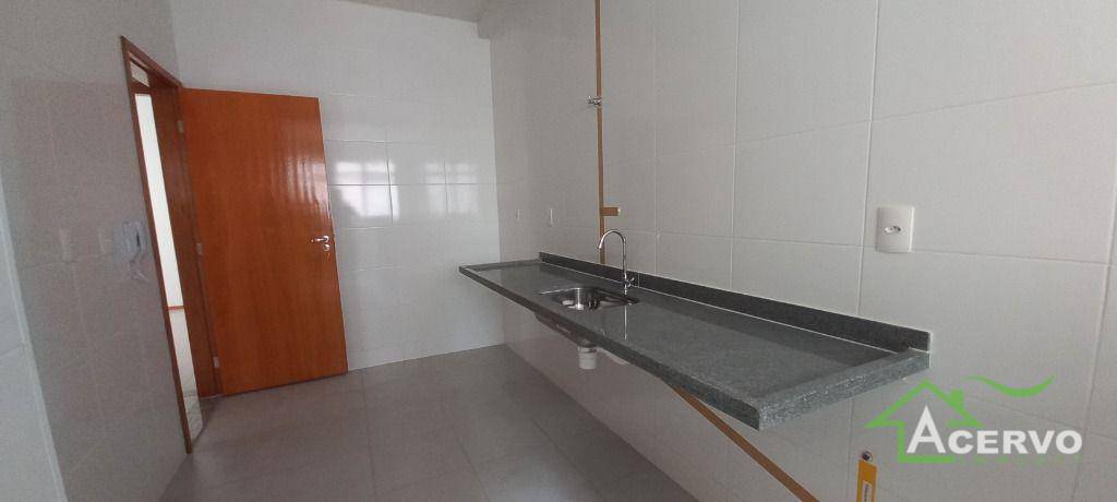 Apartamento à venda com 2 quartos, 80m² - Foto 12