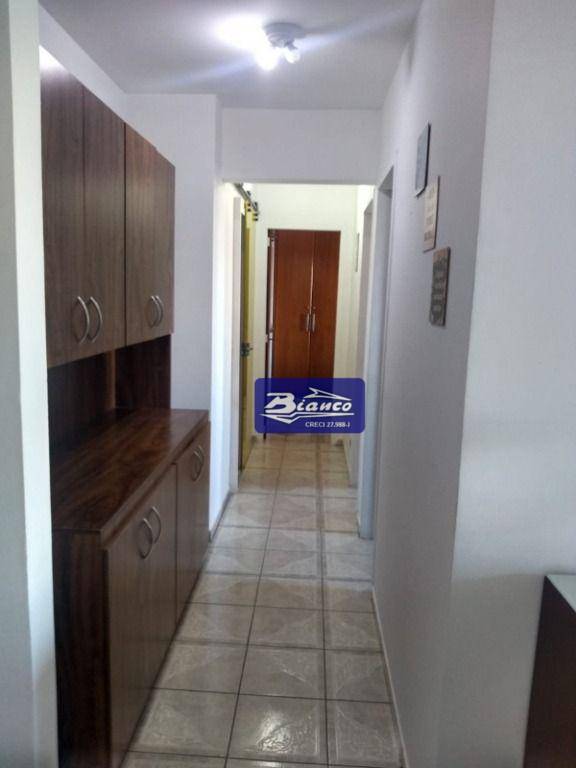 Apartamento à venda com 3 quartos, 97m² - Foto 8