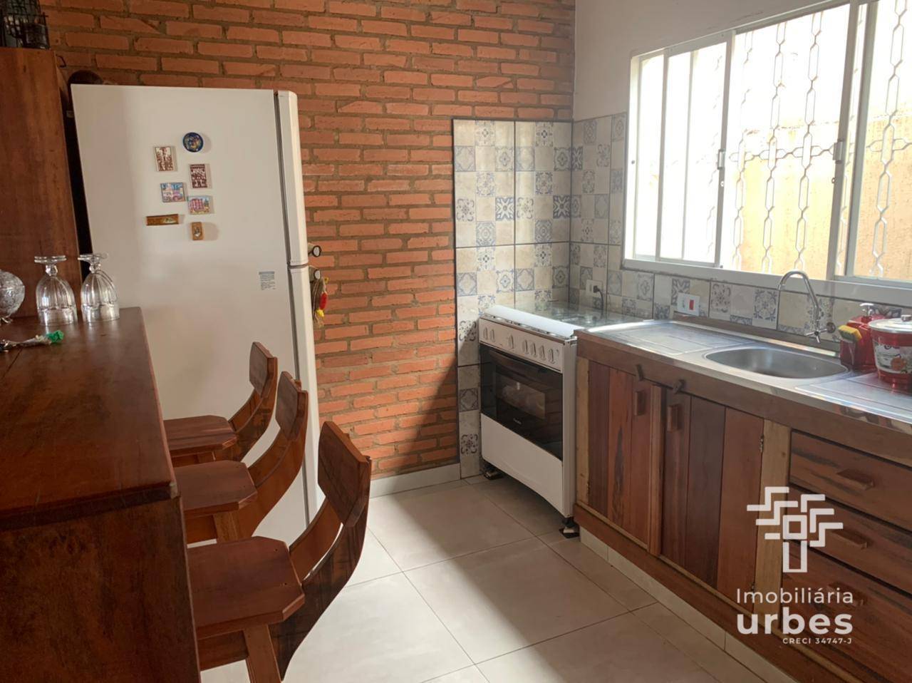 Casa à venda com 3 quartos, 130m² - Foto 11