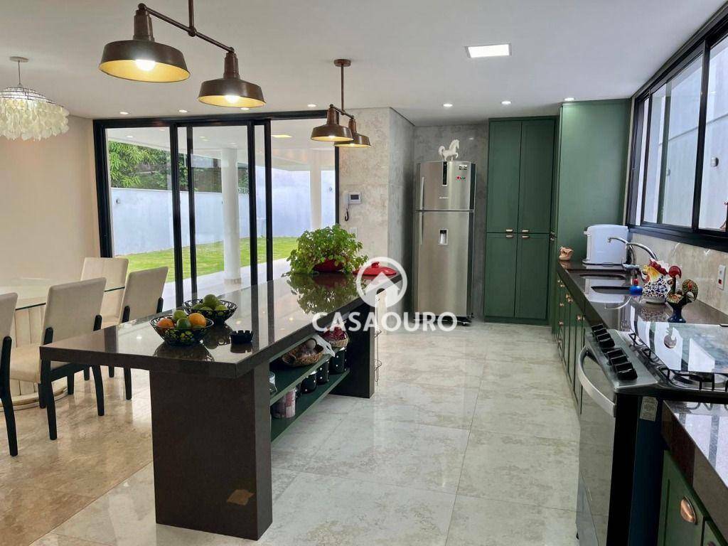 Casa de Condomínio à venda com 4 quartos, 379m² - Foto 14