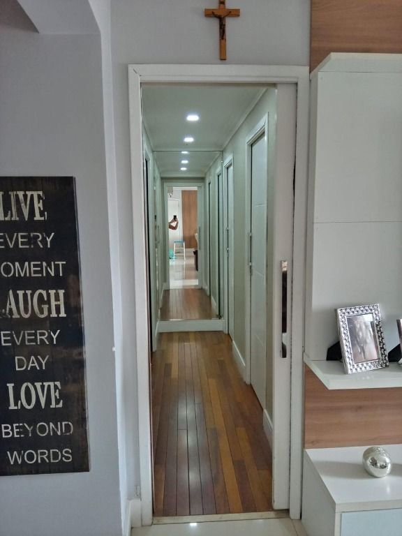 Apartamento à venda com 3 quartos, 155m² - Foto 30