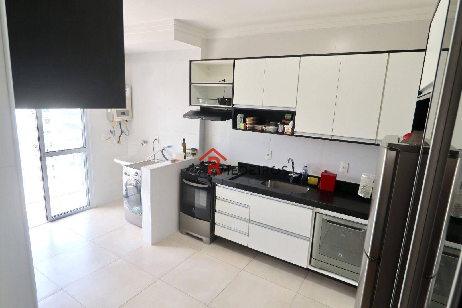 Apartamento à venda com 2 quartos, 105m² - Foto 11