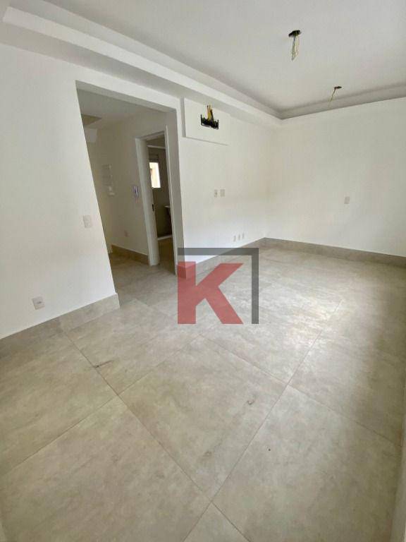 Casa à venda com 3 quartos, 142m² - Foto 4