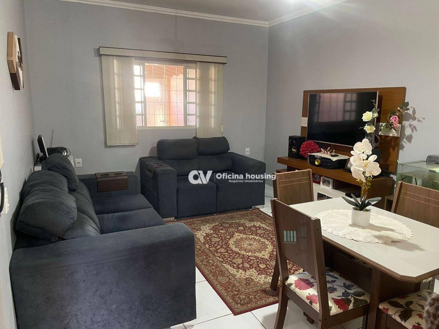 Casa à venda com 3 quartos, 150m² - Foto 2