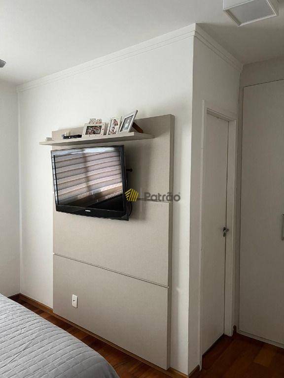 Apartamento à venda com 3 quartos, 107m² - Foto 5