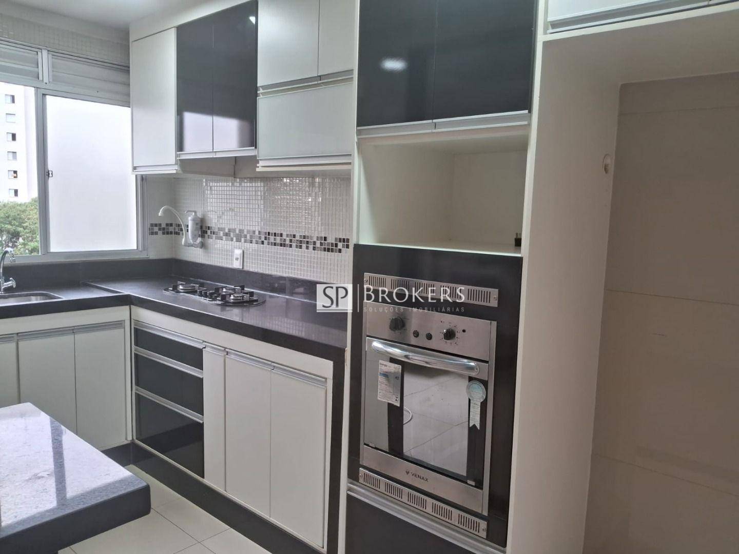 Apartamento à venda com 2 quartos, 102m² - Foto 4