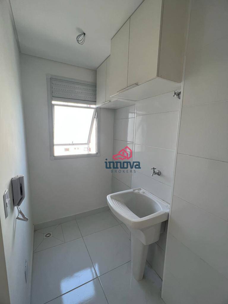 Apartamento à venda com 2 quartos, 42m² - Foto 7