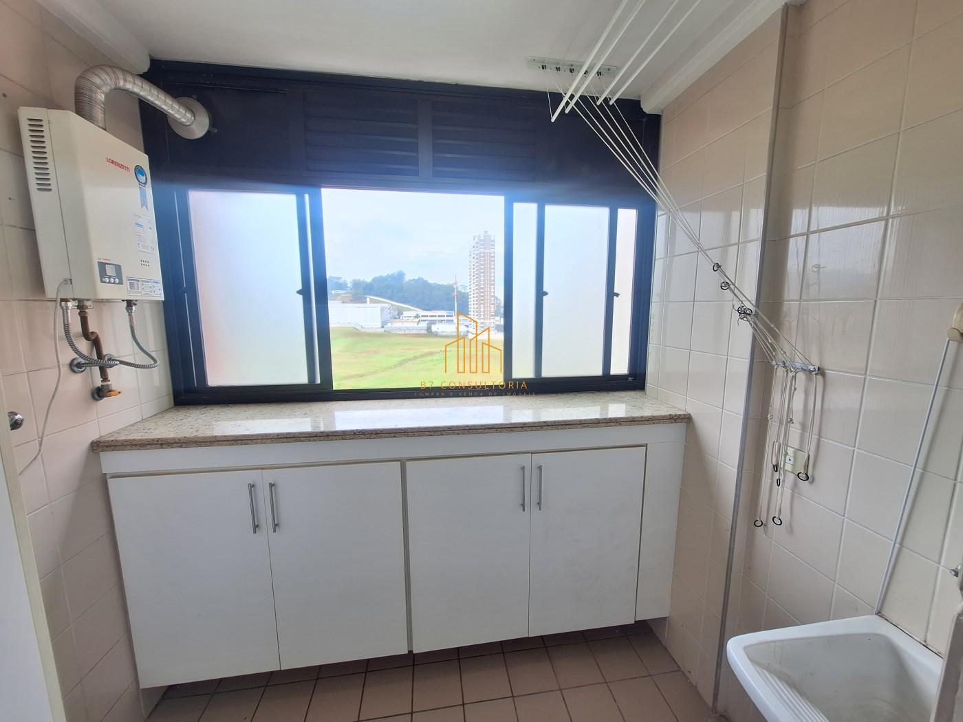 Apartamento para alugar com 2 quartos, 77m² - Foto 11